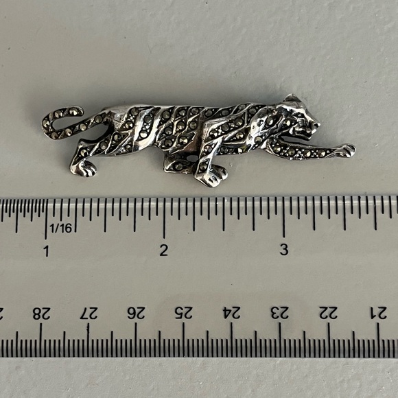 925 PANTHER LEOPARD EXQUISITE Marcasite Sterling Silver Signed Brooch Pin Gift - Picture 3 of 17